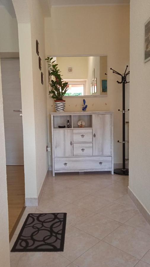 Apartman Rino Bašanija Exterior foto